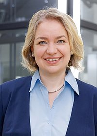 Claudia Bernhardt Claudia Bernhardt